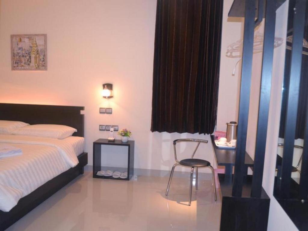 Guardian Family Hotel Sorong Exterior photo