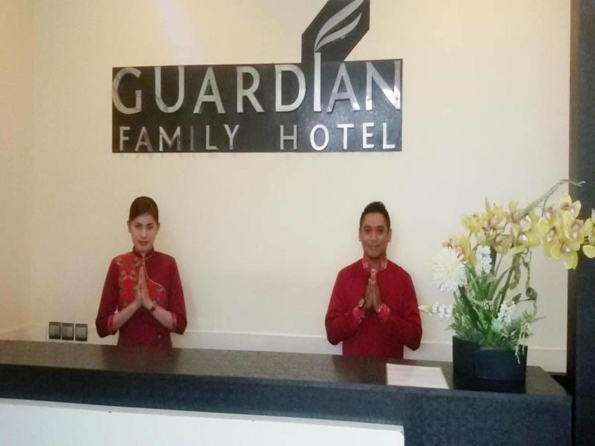 Guardian Family Hotel Sorong Exterior photo